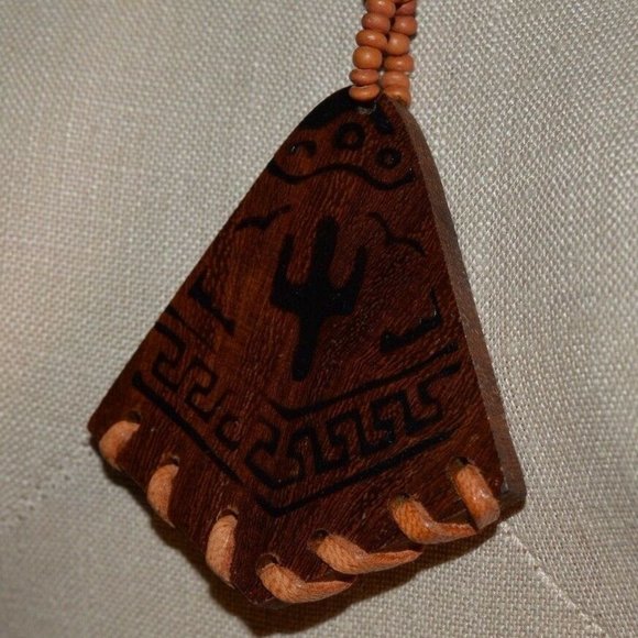 Vintage Jewelry - Wood Bead Cactus Southwestern Pendant Necklace